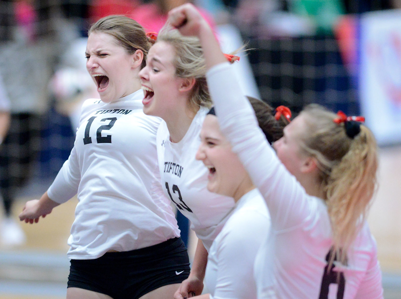 Iowa State Volleyball Tipton vs. New Hampton